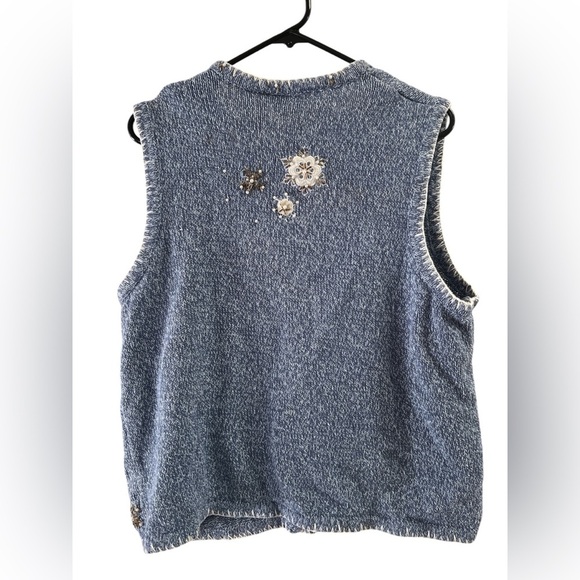 Blue penguin holiday winter button up sweater vest - Picture 4 of 4